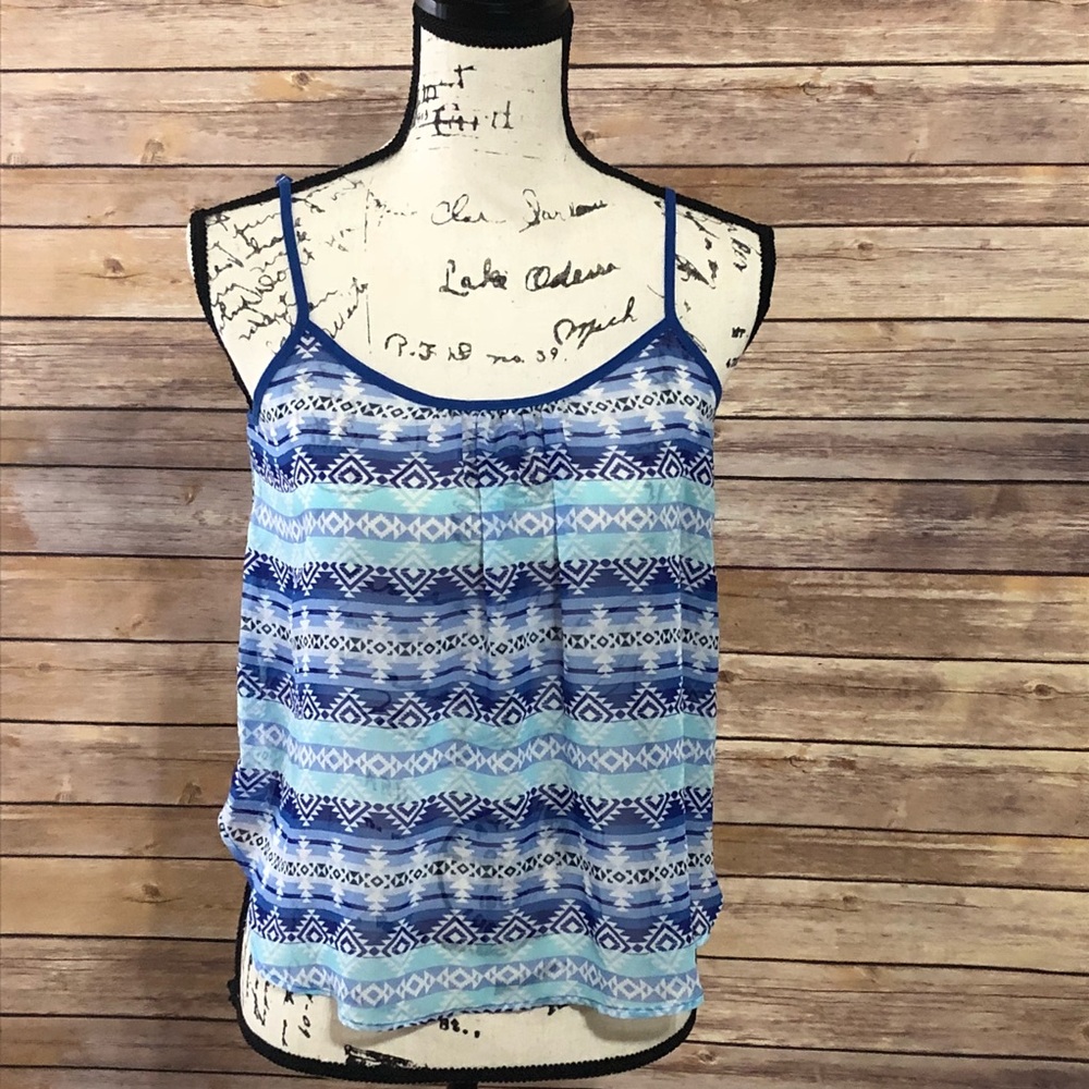 MINE Criss Cross Back Crop - Medium